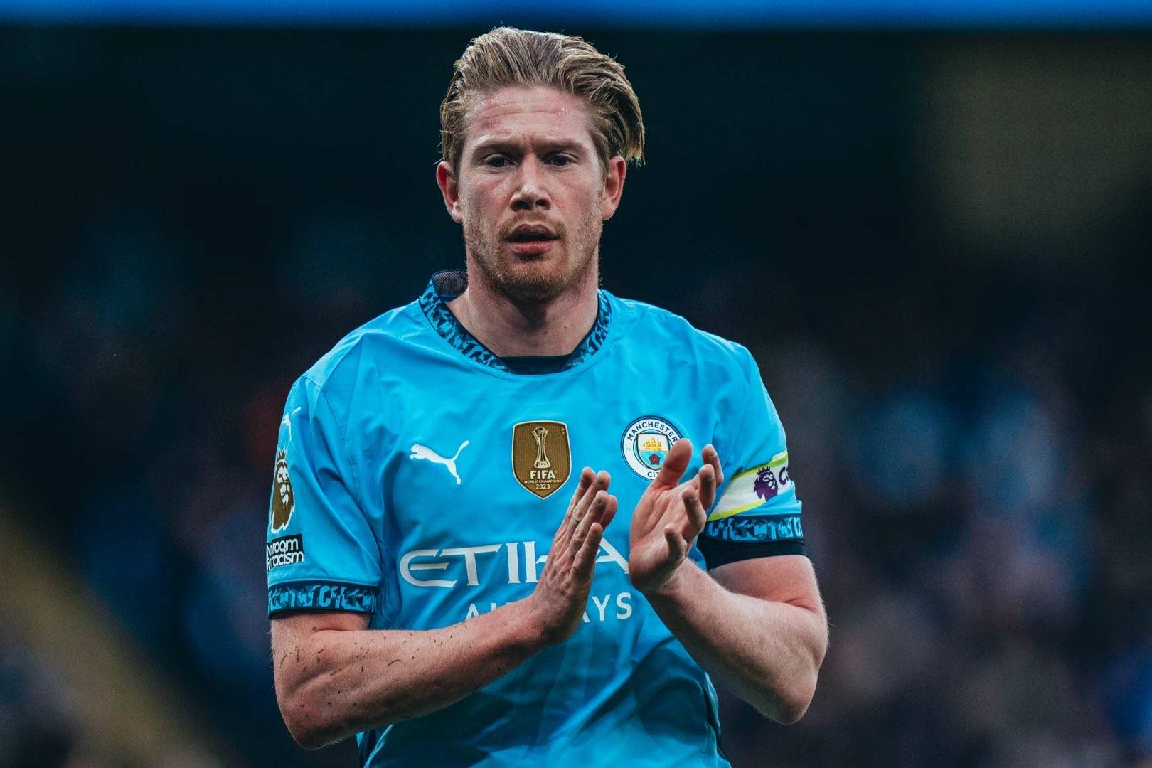 5场比赛打进5球，凯恩当选拜仁10月最佳球员